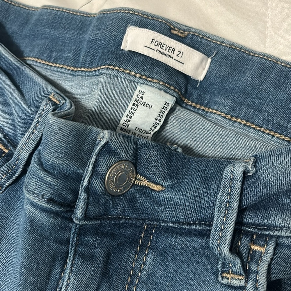 Forever 21 jeans - Picture 2 of 7
